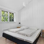 Semesterbostad Edvardsine - 40m From The Sea By Interhome Martofte